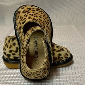 Laniecakes Squeakers